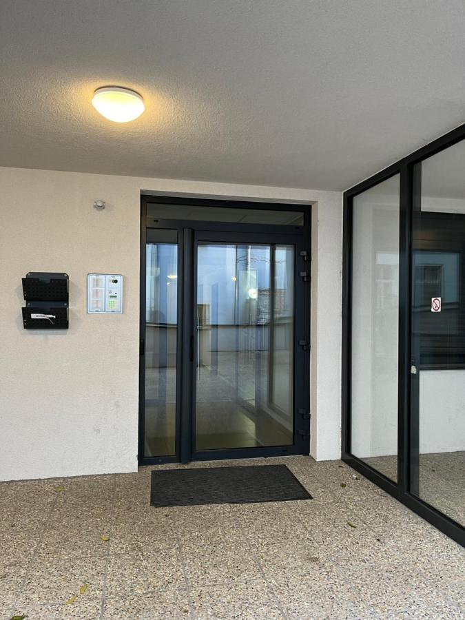 Elegant Escape Apartment II - City Centre Bratislava Exteriör bild
