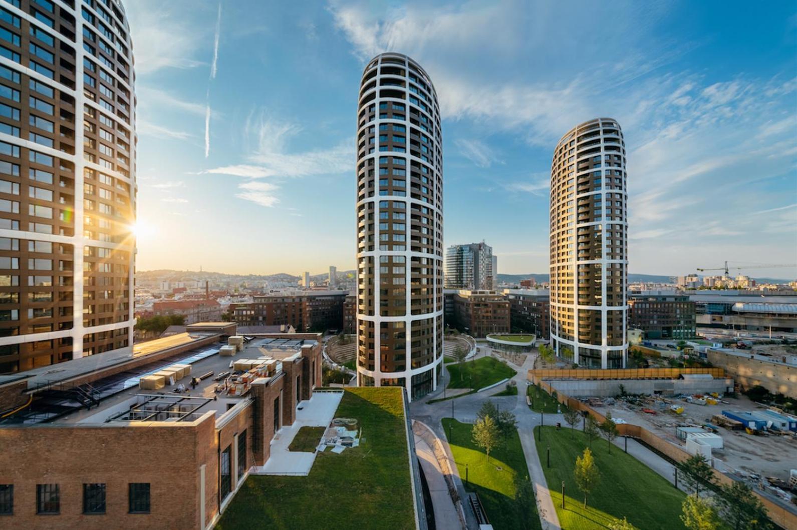 Elegant Escape Apartment II - City Centre Bratislava Exteriör bild
